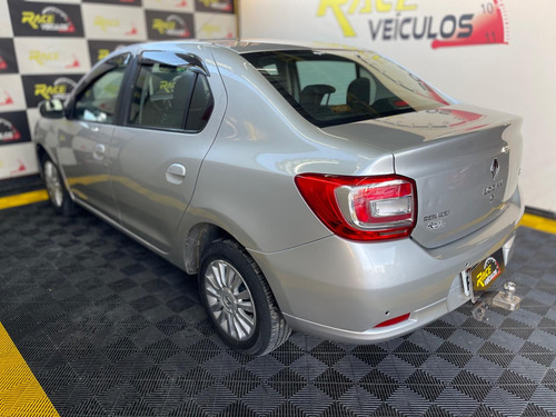 Renault Logan Expr 16 M