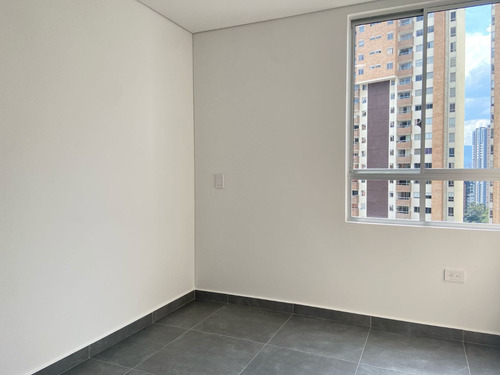 Venta De Apartamento En La Doctora, Sabaneta