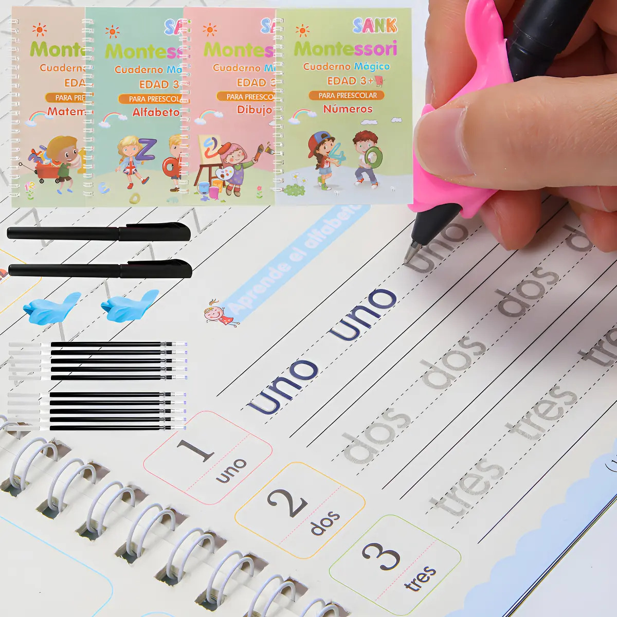 Set de 4 Cuadernos Mágicos Reutilizables para Caligrafía en Español con 2 Bolígrafos y 10 Recambios
