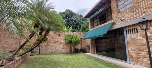 Imagen 1 de 24 de Venta Casa 820 M2 4h/4b/4p Altamira