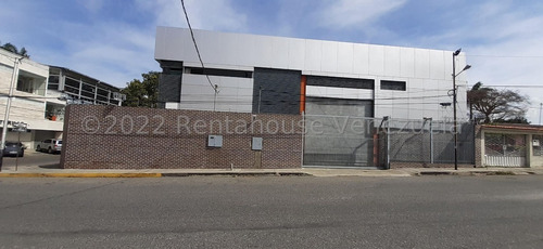 Imagen 18 de 30 de */* Edificio En Alquiler En Nueva Segovia Barquisimeto Lara, Venezuela. Contacto 0424-5197639. Cód. Flex 23-2953 $ 5500 1316 M² *sp*