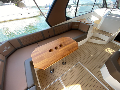 Lancha Triton Flyer 38 Ht Zero A Pronta Entrega