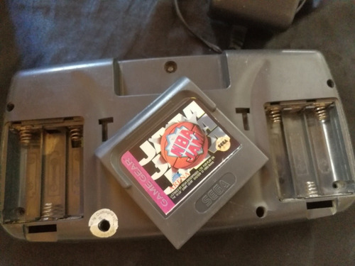 Cónsola Sega Game Gear + Juego Y Tranfo (cónsola A Revisar)