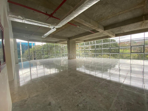 Imagen 5 de 15 de Claudia Lopez Vende Local Comercial En Las Mercedes Mls #22-21636