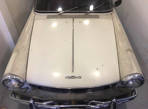 Peugeot 404