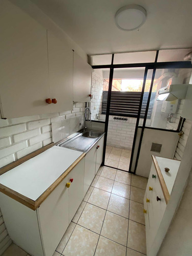 Depto Antiguo 3d/2b + E Plaza Ñuñoa Gastos Comunes Incluidos