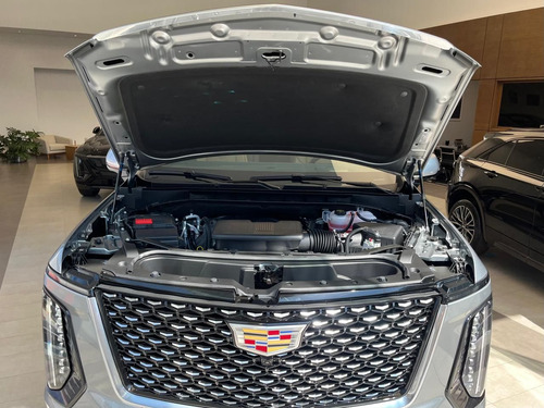 Cadillac Escalade 6.2 SUV Premium Luxury At
