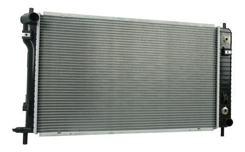 Imagen 8 de 10 de Radiador Chevrolet Equinox 2006 2007 2008 2009