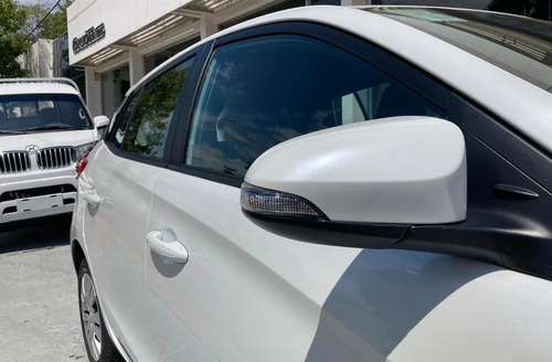 Imagen 12 de 15 de Toyota Yaris 5 Puertas 1.5 6m/t Xs 0km My2023