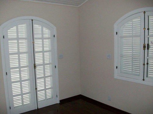 Imagem 25 de 26 de Casa 6 Comodos - 32