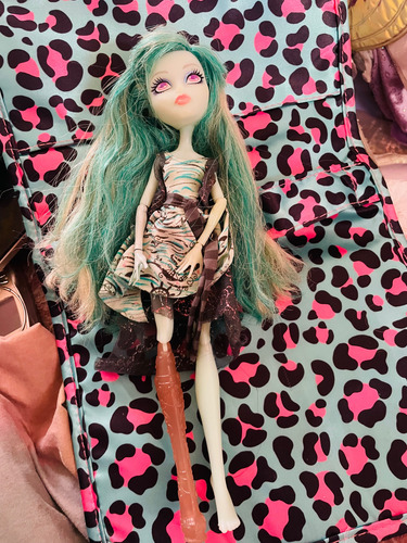 Monster High Muñeca Draculaura Moda Con Accesorios (Usado)