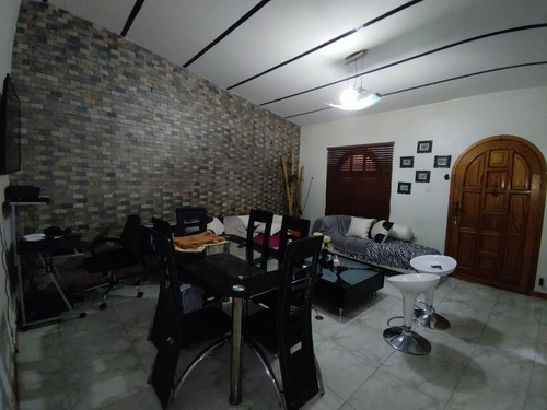 Imagen 4 de 23 de En Venta Casa En La Urb. Los Overos Norte. Turmero. 04243368365