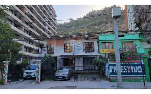 Derecho De Llaves: Cocina Industrial Operativa
