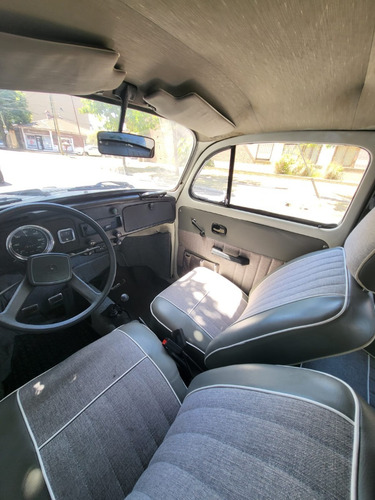 Imagen 8 de 18 de Volkswagen Escarabajo 1300 Año 1981