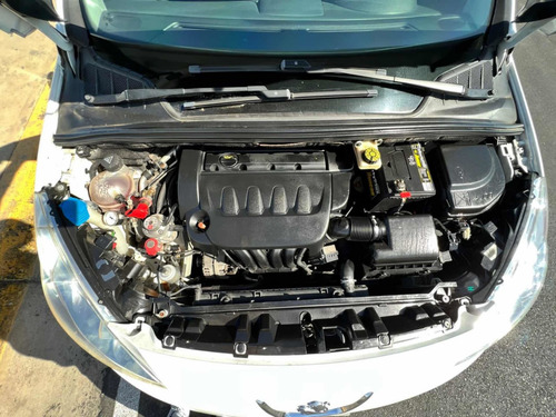 Imagen 9 de 9 de Peugeot 408