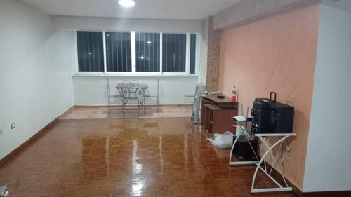 Apartamento En Venta Residencia Isamar Av Ferrero Tamayo /im