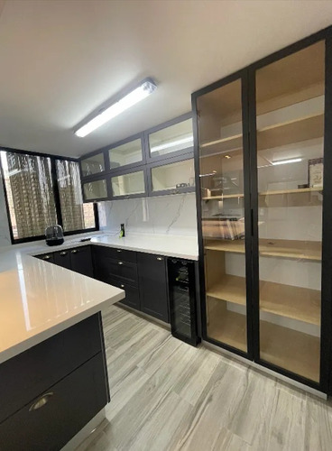 Depto. Remodelado Y Moderno 3d+2b+2e C. Colón