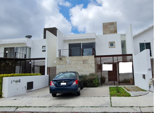 Casa En Venta  En Juriquilla En Queretaro