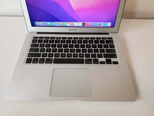 Imagen 3 de 10 de Macbook Air A1466 I5 13.3'' 4gb Ram 128gb + Cargador - Leer