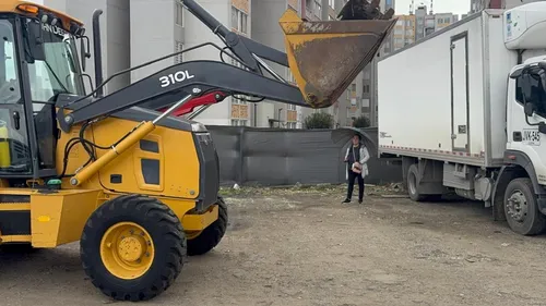 John Deere 310l,4x4 Cabinada Con Línea Húmeda