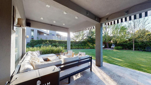 Impecable Casa En Santa Bárbara En Una De Las Islas! Tour Virtual.