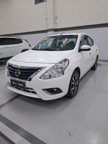 Nissan Versa 1.6 16V FLEXSTART UNIQUE 4P XTRONIC