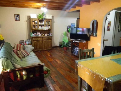Imagen 2 de 12 de Venta Chalet Sobre 450 M2 - Moreno Norte
