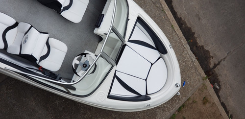 Imagen 10 de 15 de Lancha Open 3v Tango 470 Power Tec 40 Hp Nautica Milione 2