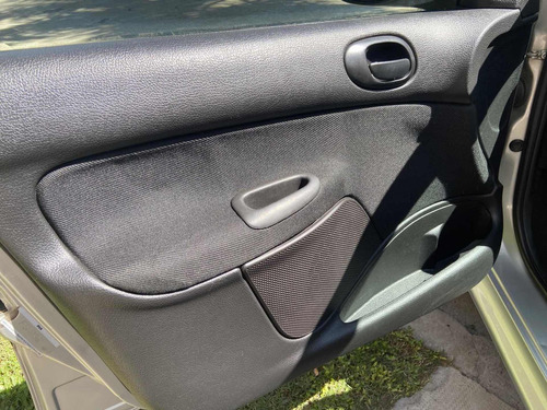 Peugeot 206 2006 1.6 Xt