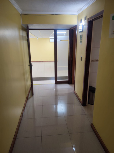 Oficina Amplia En Centro De Concepción