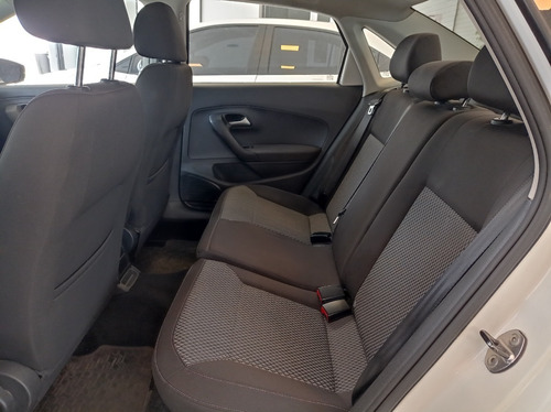 Imagen 11 de 17 de Volkswagen Polo 1.6 16v