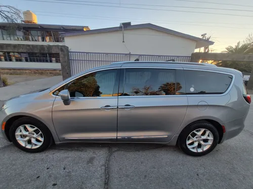 Chrysler Pacifica 3.7 3.6 At