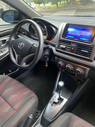 Toyota Yaris S