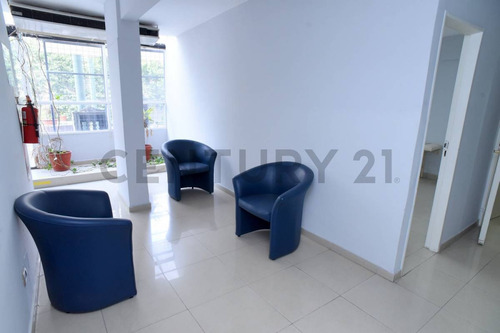 Imagen 23 de 30 de Alquiler Local Belgrano Frente 616 M2 En 3 Plantas