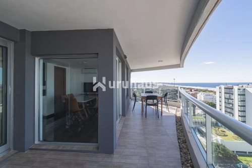 Alquiler Apartamento Tres Dormitorios Punta Del Este Edificio Look Brava