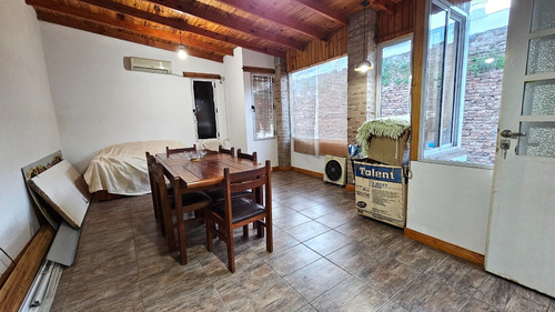 Ph En Venta Multifamiliar 4 Amb Mas 2 Departamentos En San Cristóbal. Apto Profesional.