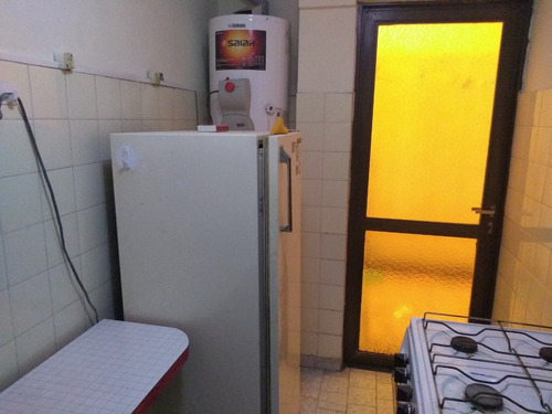 Imagen 21 de 30 de Departamento De 3 Ambientes La Perla Yrigoyen Al 1000