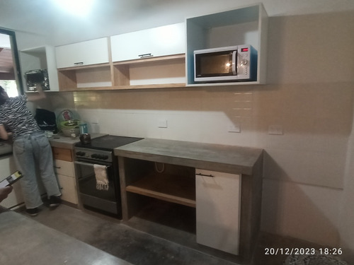 Carpintero A Domicilio, Reparación,reformas,placares,cocinas