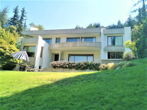 Imagen 30 de 30 de Moderna Arquitectura Con Preciosa Vista