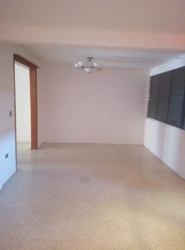 Imagen 9 de 12 de Casa Quinta De Lujo Acabados De Primera Urb Villa Ayacucho