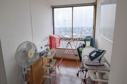 Departamento Con Excelente Ubicación En Macul