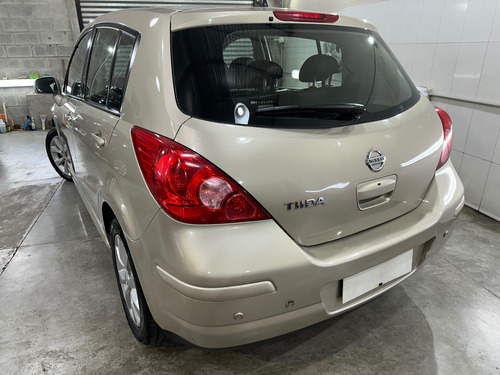 Nissan Tiida 1.8 Tekna
