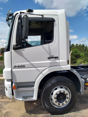 Mb Atego 2425 Ano 2010/2010