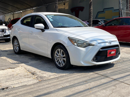 Toyota Yaris 1.5 R Le At