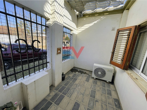 Imagen 6 de 21 de Venta. Arguello. Propiedad 200 Mts Cub 400 Mts Terreno A 2 Cuadras De Recta Martinolli