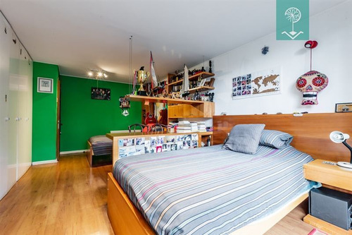Venta Casa 6 Dormitorios 4 Baños En Cerro Calan, Las Condes