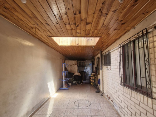 Hogares, Vende Amplia Casa 5d2b - Metro Las Parcelas - Avda.