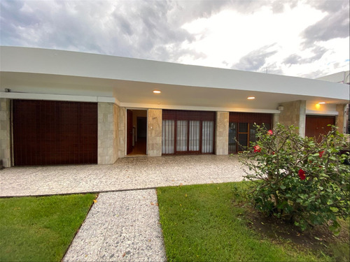 Casa En Alquiler Punta Gorda 5 Dormitorios Una Planta