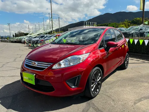 Ford Fiesta 1.6 Hatchback Mecánica