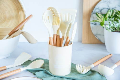 Imagen 2 de 8 de Combo Set X 12 Blanco Utensilios De Cocina De Silicona